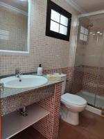 Kúpeľňa v ubytovaní Bungalow Santa Fe bien ubicado