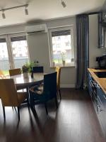 Kuchyňa alebo kuchynka v ubytovaní Luxury Maślice Apartment