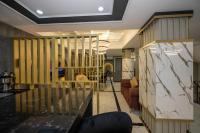 A kitchen or kitchenette at Hotel California