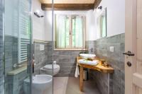 A bathroom at VILLAGGIO VAL MOLINI