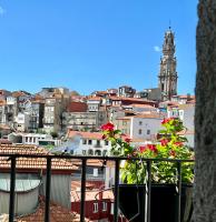 Nespecifikovaný výhled na destinaci Porto nebo výhled na město při pohledu z apartmánu