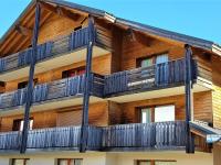 Balkón alebo terasa v ubytovaní Chalet mitoyen 3 pièces, 8 pers. avec terrasse et parking à La Joue du Loup - FR-1-504-641