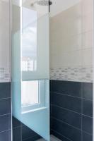 A bathroom at JOIVY Superb Flat with Home Office