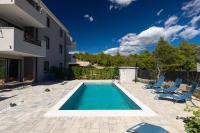 Bazén v ubytovaní Apartment PATRICK with private pool alebo v jeho blízkosti