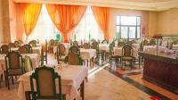 Hotel Royal Jinene Sousseにあるレストランまたは飲食店