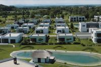 Bazén v ubytovaní LUXUS Appartement am Golfplatz und Therme Lutzmannsburg alebo v jeho blízkosti