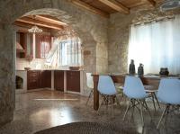 Kuchyňa alebo kuchynka v ubytovaní Villa Zakynthos