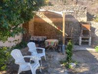 Patio nebo venkovní prostory v ubytování La Casita con piscina privada de tres dormitorios