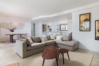 Posedenie v ubytovaní Exclusive New Apartment within Santa Clara and Marbella Golf & Country Club