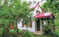 Ogród w obiekcie Holiday Home Drezdenko Lubiatów Ii
