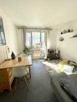 Plan piętra w obiekcie Studio in the heart of Paris next PéreLachaise/Bastille