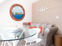 Posedenie v ubytovaní Beautiful apartment with sea views