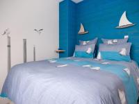 Posteľ alebo postele v izbe v ubytovaní Beautiful apartment with sea views