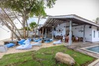 Bazén v ubytování Moi Talpe by DBI nebo v jeho okolí