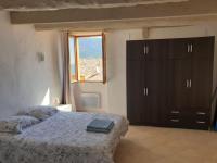 Łóżko lub łóżka w pokoju w obiekcie Duplex vue mer 50m de la plage des Sablettes