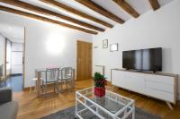 Televízia a/alebo spoločenská miestnosť v ubytovaní Cómodo apartamento en la Parte Vieja, Old Town