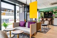Posezení v ubytování B&B HOTEL Paris Ivry Quai de Seine