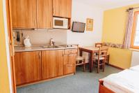 Kuchnia lub aneks kuchenny w obiekcie Haus Blueberry - Baranek Resorts