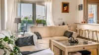 Posezení v ubytování Stunning Townhouse with wonderful views on La Torre Golf Resort 2 Bed 2 Bathroom LA228LT