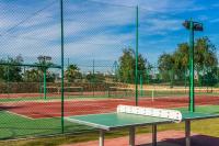 Tenis a/nebo squash v ubytování Stunning Townhouse with wonderful views on La Torre Golf Resort 2 Bed 2 Bathroom LA228LT nebo okolí