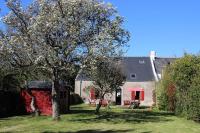 Vonkajšia záhrada v ubytovaní LA VILLA GABRIELLE - ENTRE BOURG ET PLAGE