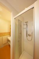 Kúpeľňa v ubytovaní Siena UpTown - Sabrina's Cozy Apartment