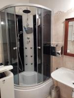 Kúpeľňa v ubytovaní Rotes Haus Apartment