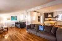 Część wypoczynkowa w obiekcie LA MARINA amplio apartamento en pleno centro de Hondarribia