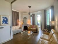 Plan piętra w obiekcie Appartement rue Jean Riouffe à Cannes