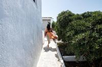 Hostia v ubytovaní Yalos Mykonos 4 Bedroom Luxury house 5 minute from Ornos Beach w sea & Sunset view