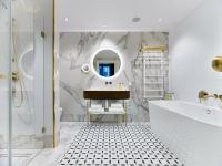 Kúpeľňa v ubytovaní Hotel Altus Palace - Destigo Hotels