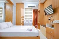 RedLiving Apartemen at Jalan Pramuka - Aokla Propertyにあるベッド
