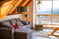Posedenie v ubytovaní Appartement charmant à Saint-Côme-d'Olt - 80 m² avec balconc