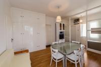 Kuchyňa alebo kuchynka v ubytovaní Apartments Jelen