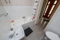 Kúpeľňa v ubytovaní Apartments Jelen