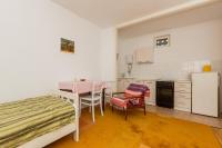 Kuchyňa alebo kuchynka v ubytovaní Apartments Jelen