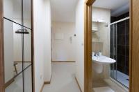 Kúpeľňa v ubytovaní Apartamento Lura de Fisterra Playa de Langosteira en Finisterre con vistas al mar