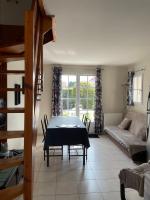 Część wypoczynkowa w obiekcie Location maison vacances 4 pers proche plage chez Lili Berck