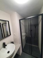 Koupelna v ubytování Apartmány ČERNÝ KOHOUT