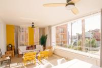 Posezení v ubytování Sotogrande Alboaire- Waterfront luxury 4 bedroom Apt in the Marina of Sotogrande