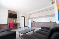Ibis Styles Cayenne Centre Amazoniaにあるテレビまたはエンターテインメントセンター