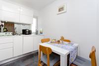 Kuchyňa alebo kuchynka v ubytovaní Apartments Zoran