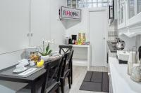 A kitchen or kitchenette at Rhome Guest House