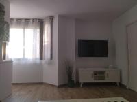 Televízia a/alebo spoločenská miestnosť v ubytovaní Bonito piso recién reformado con zona de parking