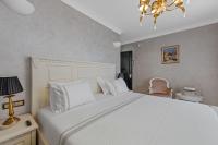 Posteľ alebo postele v izbe v ubytovaní Villa Carolus-Luxurious Dalmatia Villa