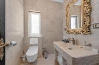 Kúpeľňa v ubytovaní Villa Carolus-Luxurious Dalmatia Villa
