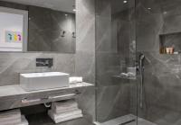 Kúpeľňa v ubytovaní Praxitelous Luxury Suites