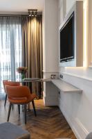 TV a/nebo společenská místnost v ubytování Wish More Hotel Şişli