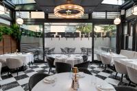 En restaurant eller et andet spisested på Wish More Hotel Şişli