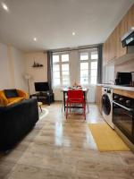 Kuchyňa alebo kuchynka v ubytovaní La féline - Duplex - Vieux Valenciennes - Familial